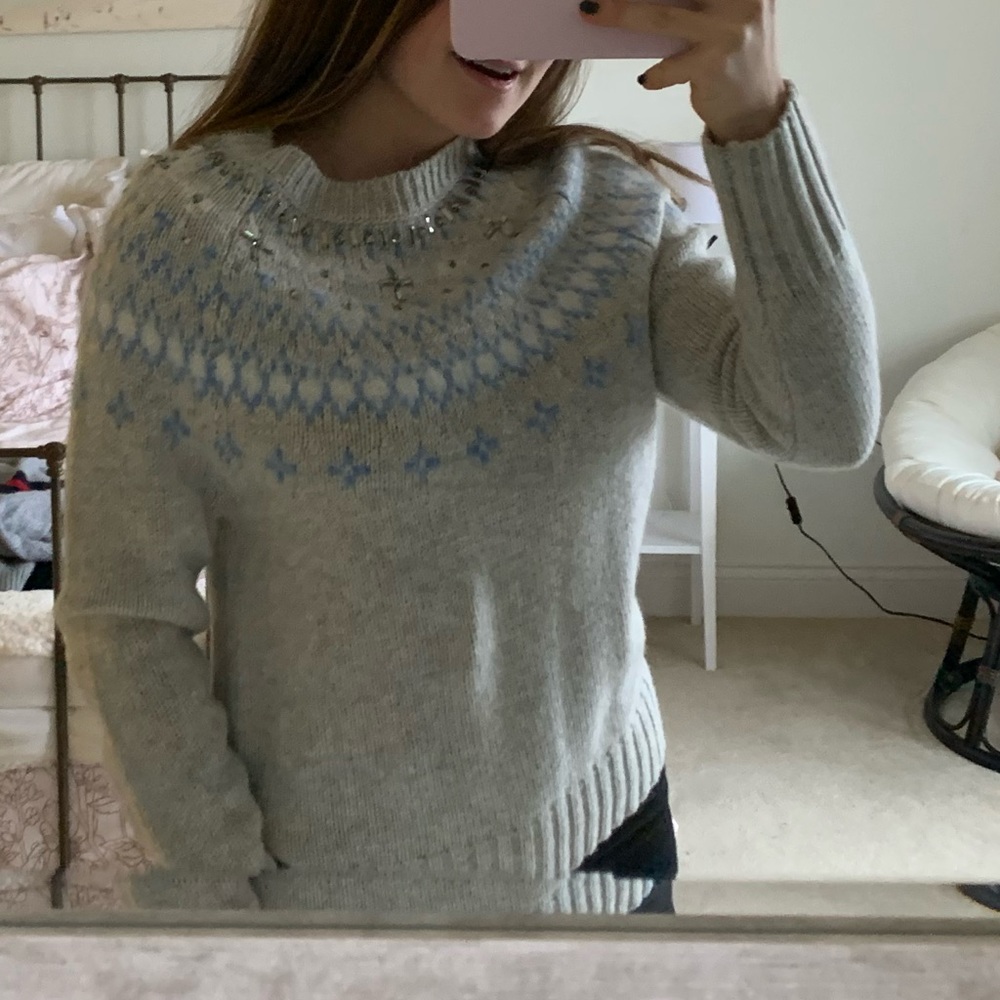 Gray sweater